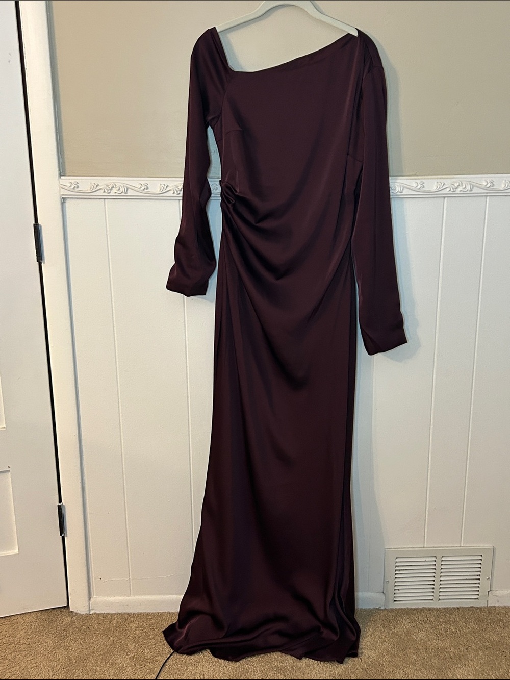 Meshki Long-Sleeve Asymmetric Burgundy Evening Gown